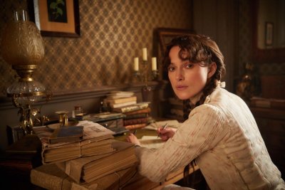 Recenze:  Colette: Příběh vášně